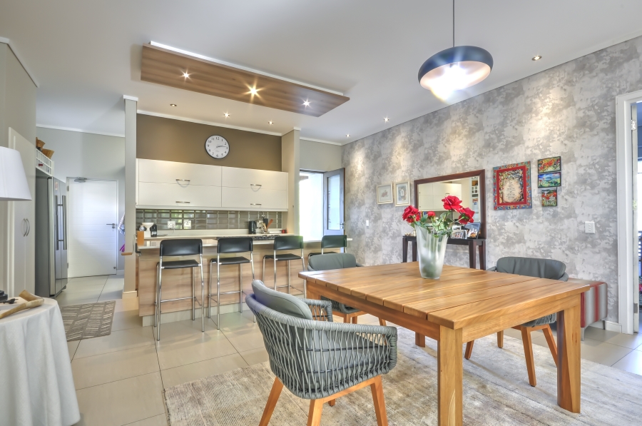 4 Bedroom Property for Sale in Earls Court Lifestyle Estate Western Cape